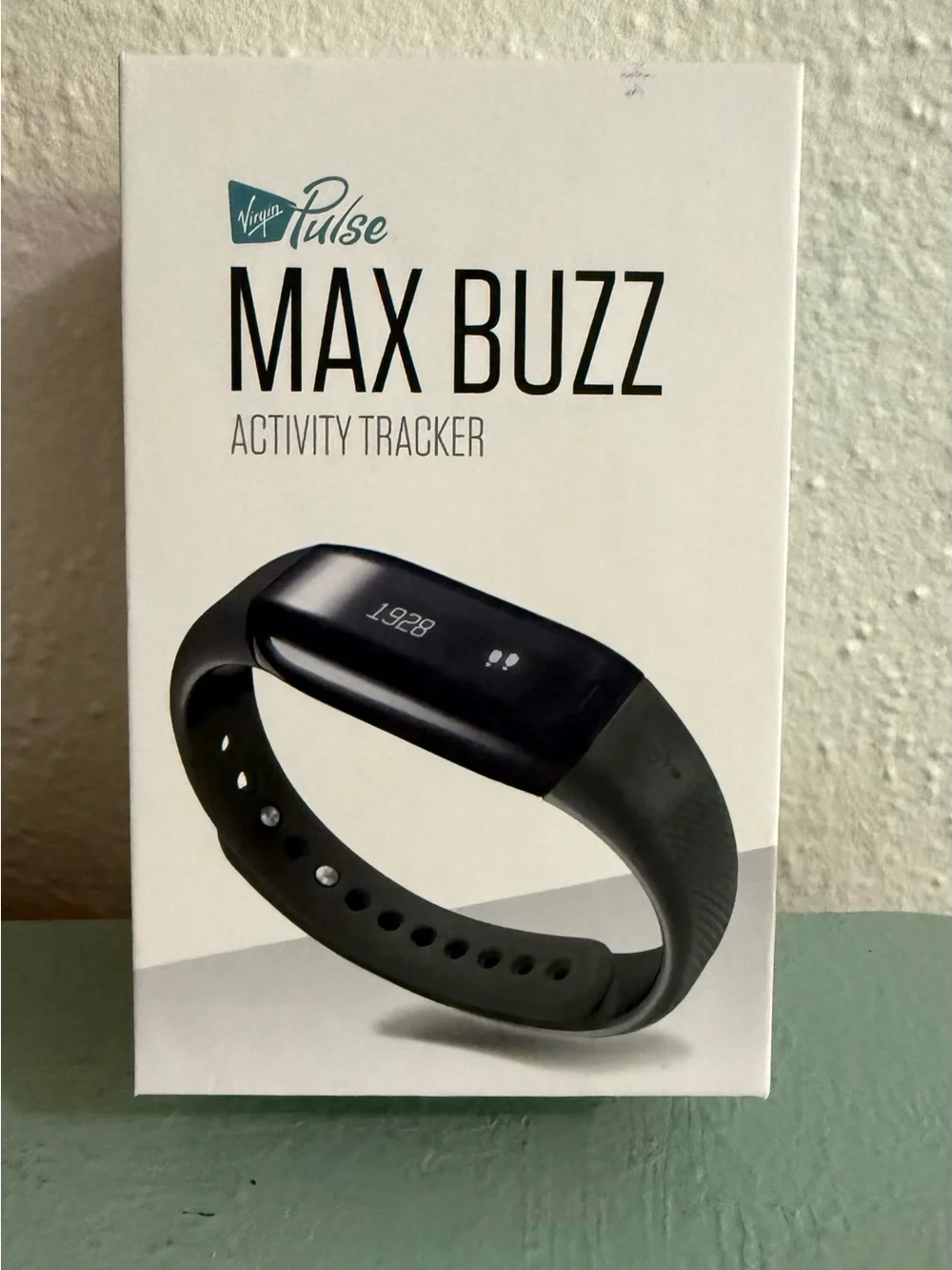 Max Buzz Activity Tracker - Black